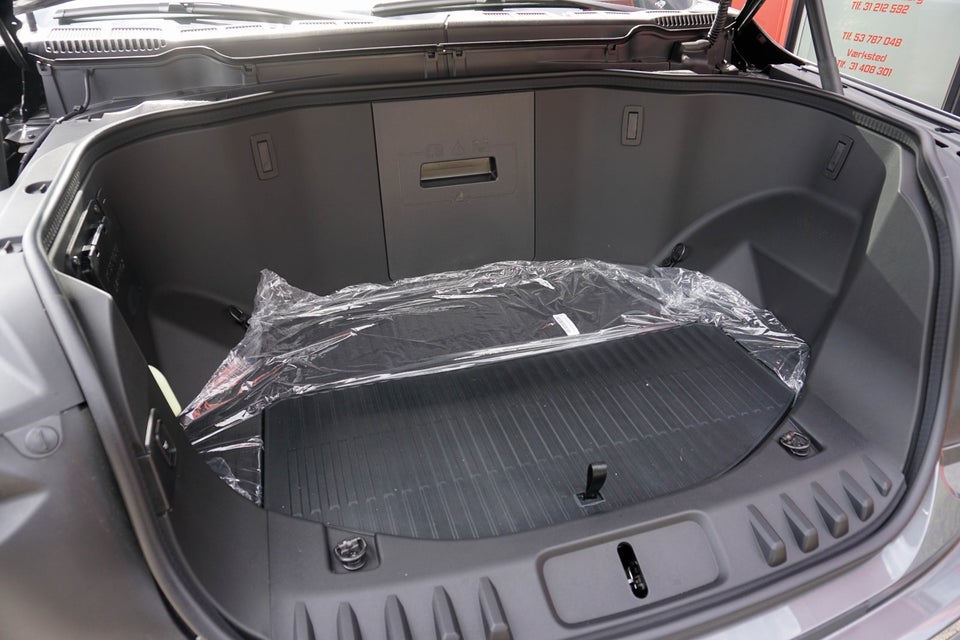 Ford F-150 Lightning XLT Standard Range 4d