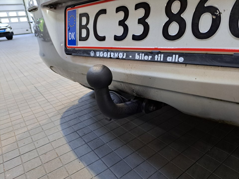 Opel Corsa 1,2 16V Cosmo 5d