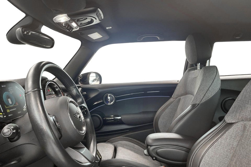 MINI Cooper SE Classic Trim 3d