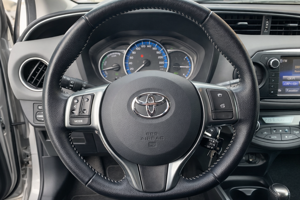 Toyota Yaris 1,5 Hybrid H1 e-CVT 5d