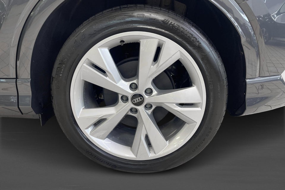 Audi Q4 e-tron performance 5d