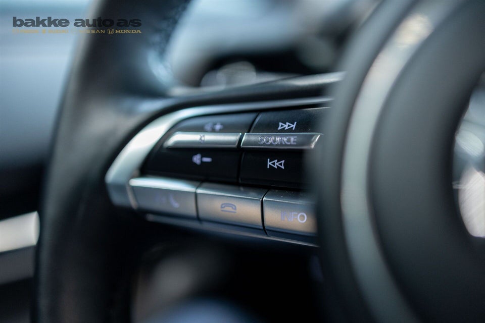 Mazda MX-30 e-SkyActiv Cosmo 5d