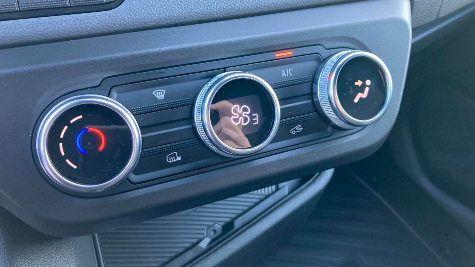 Renault Master V T35 87 E-Tech L3H2 Kassevogn