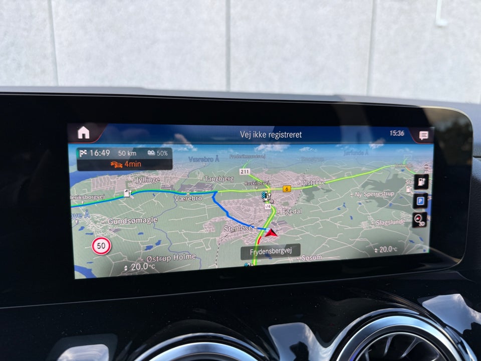 Mercedes EQA300 Progressive 4Matic 5d