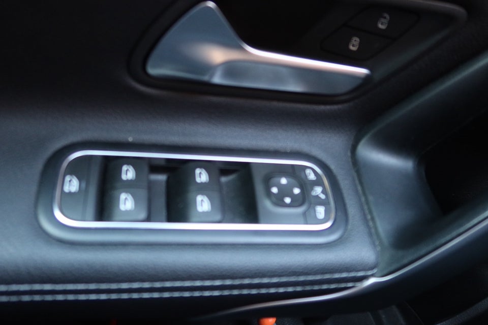 Mercedes A200 1,3 Progressive aut. 5d