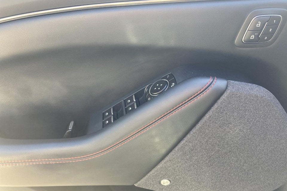 Ford Mustang Mach-E 91 Extended Range AWD 5d