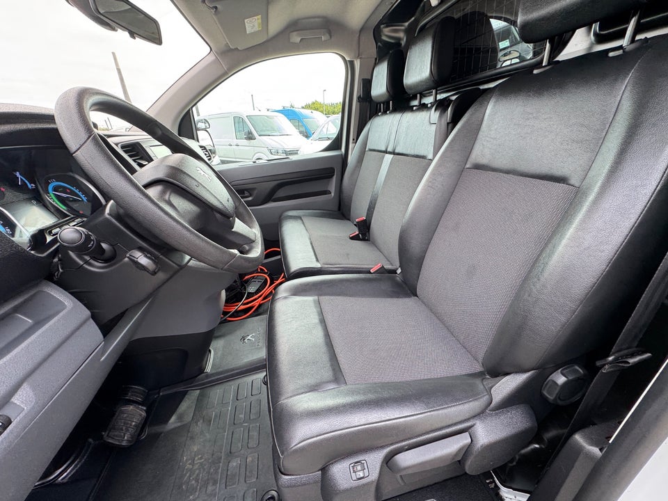 Peugeot e-Expert 75 L2 Plus Van