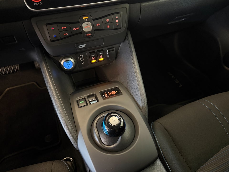 Nissan Leaf 40 Acenta 5d