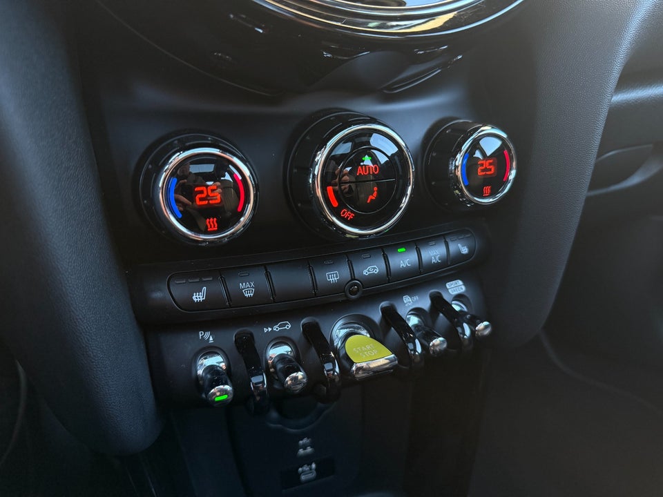 MINI Cooper SE Yours Trim 3d