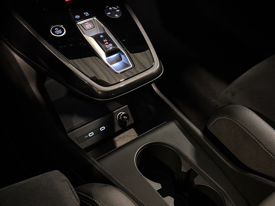 Audi Q4 e-tron 40 S-line 5d