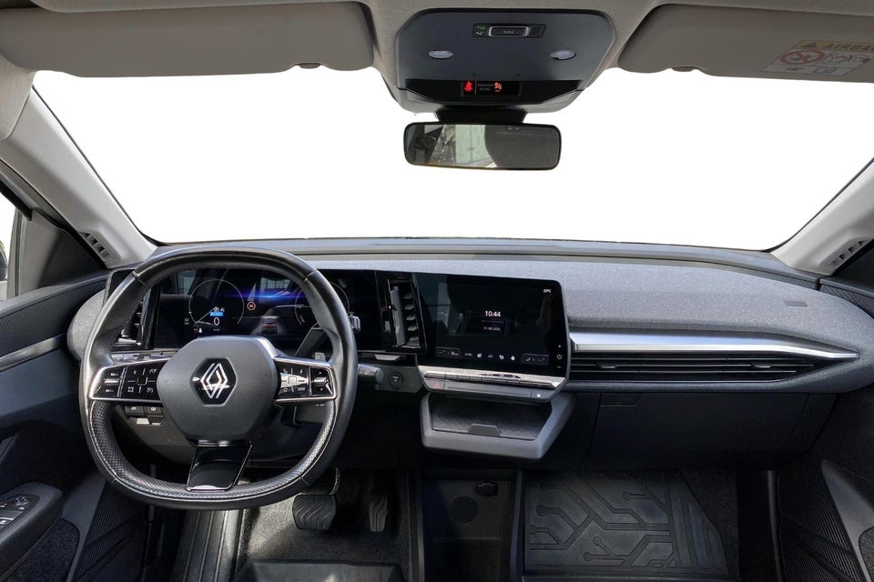 Renault Megane E-Tech 40 Equilibre 5d