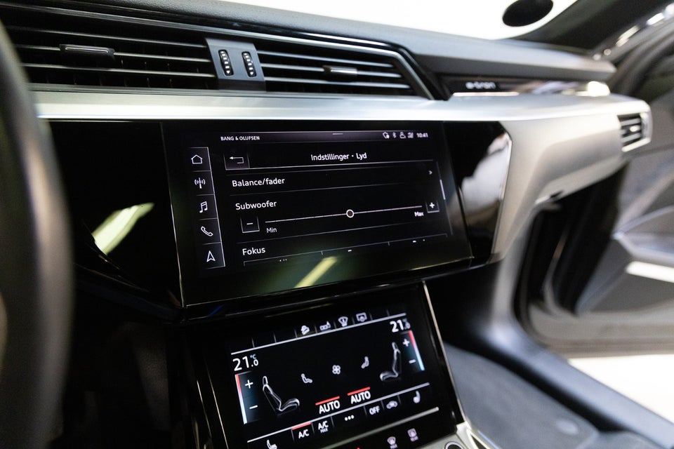 Audi e-tron 55 S-line Sportback quattro 5d