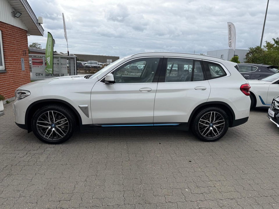 BMW iX3 Charged 5d