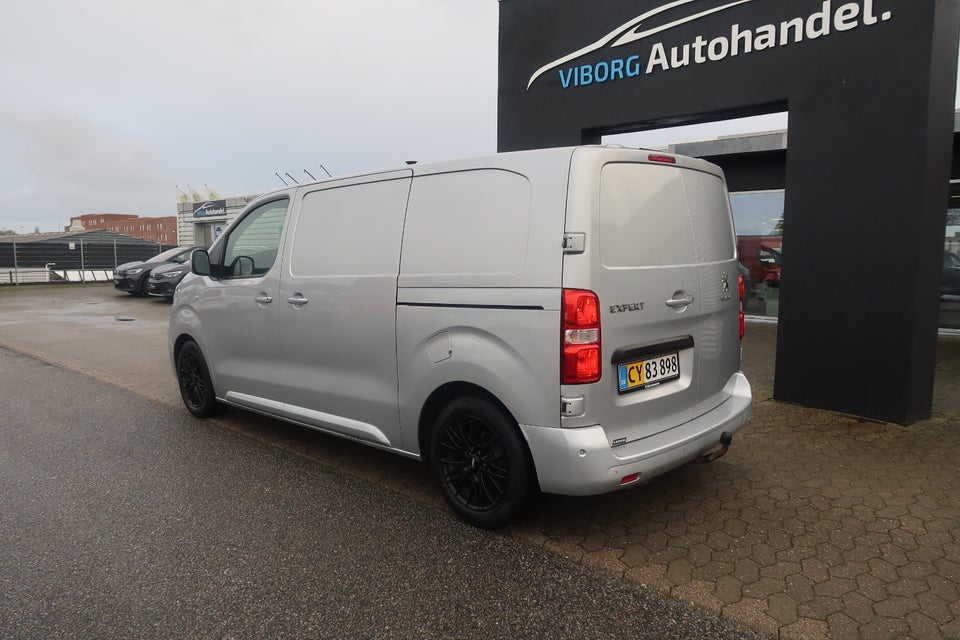 Peugeot Expert 2,0 BlueHDi 180 L2 Ultimate EAT6 Van