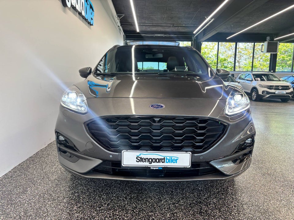 Ford Kuga 2,5 PHEV ST-Line X CVT 5d