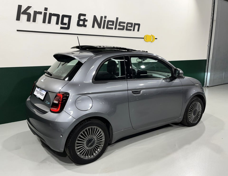 Fiat 500e Icon Sky 3d