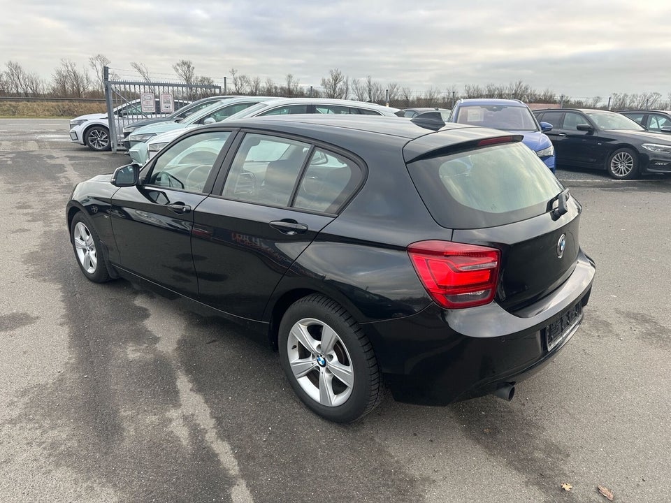 BMW 116i 1,6 Sport Line 5d