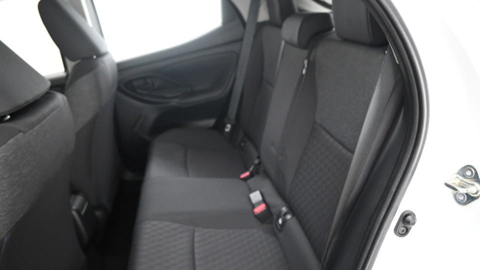 Toyota Yaris 1,5 Hybrid H3 e-CVT 5d