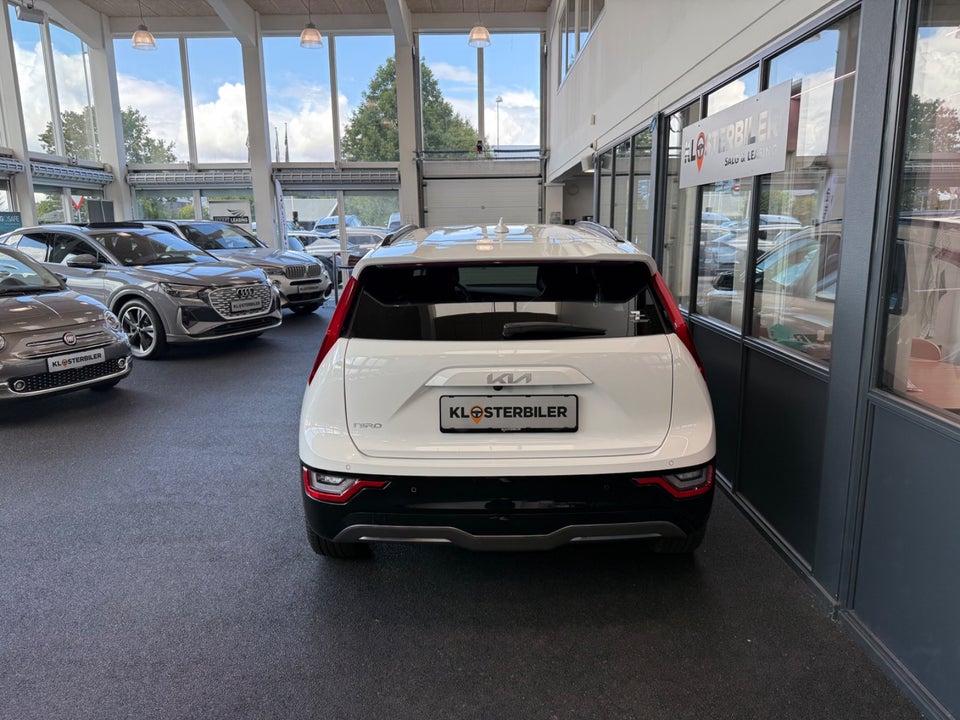 Kia Niro 64 EV Upgrade 5d
