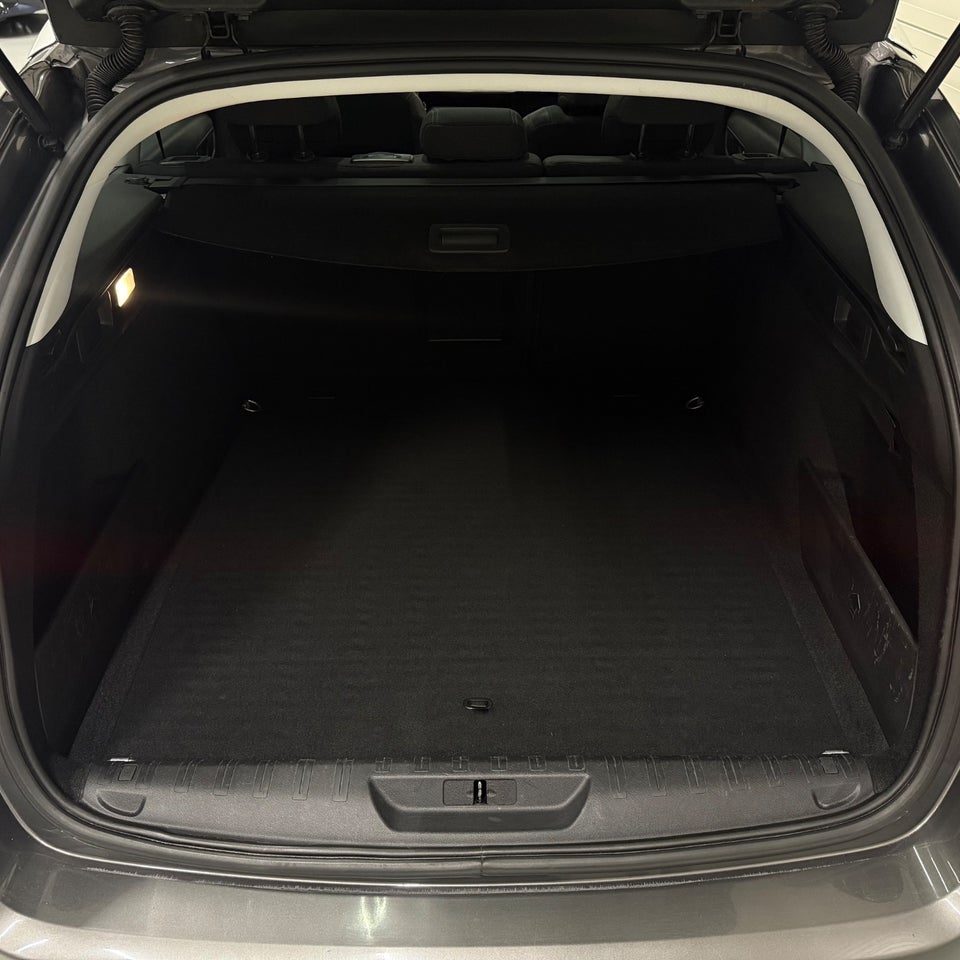 Peugeot 308 1,6 BlueHDi 120 Allure Sky 5d