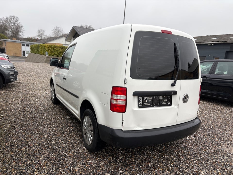 VW Caddy 1,6 TDi 75 BMT Van 5d