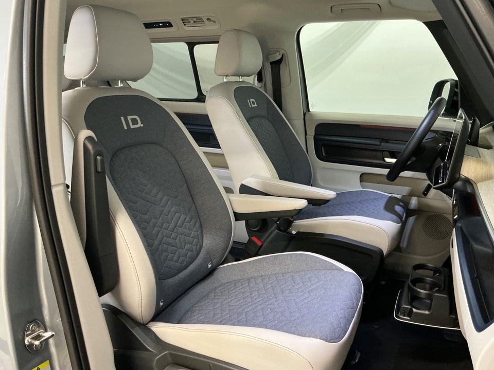VW ID.Buzz 86 Style 7prs LWB 5d