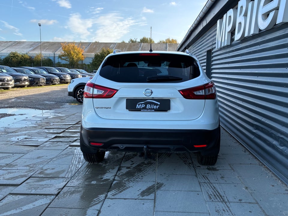 Nissan Qashqai 1,2 Dig-T 115 N-Connecta 5d