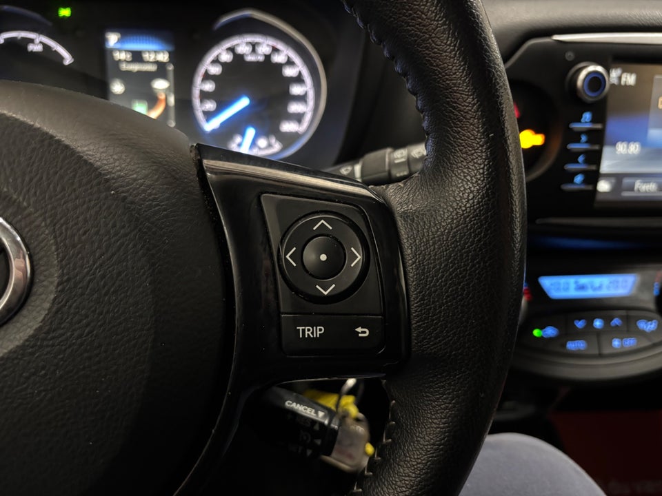 Toyota Yaris 1,5 Hybrid H3 Limited e-CVT 5d