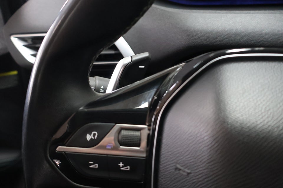 Peugeot 3008 1,6 Hybrid Allure Pack EAT8 5d