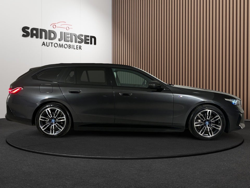 BMW i5 eDrive40 Touring M-Sport 5d