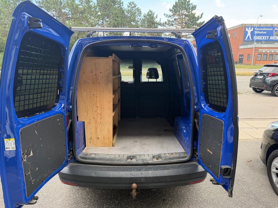 VW Caddy 2,0 TDi 75 BMT Van 4d