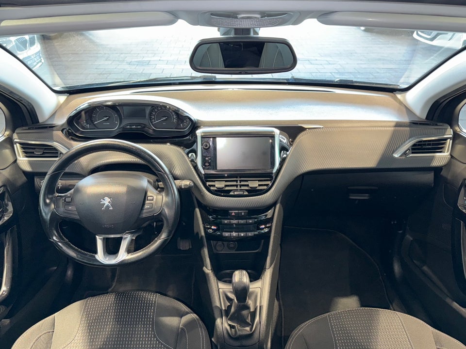 Peugeot 208 1,6 BlueHDi 100 Allure Sky 5d