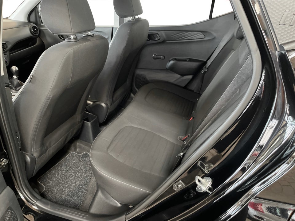 Hyundai i10 1,0 MPi Essential Komfort 5d
