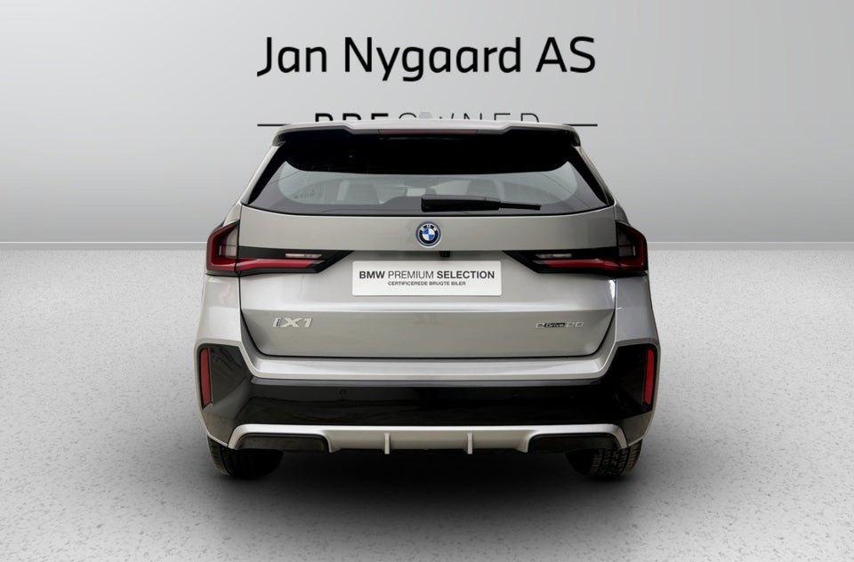 BMW iX1 eDrive20 M-Sport 5d