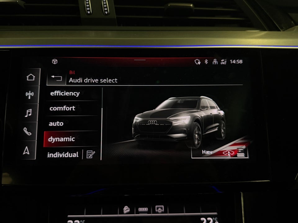 Audi e-tron 55 S-line quattro 5d