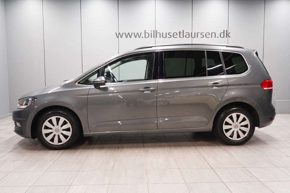 VW Touran 1,6 TDi 115 Comfortline Connect DSG 7prs 5d