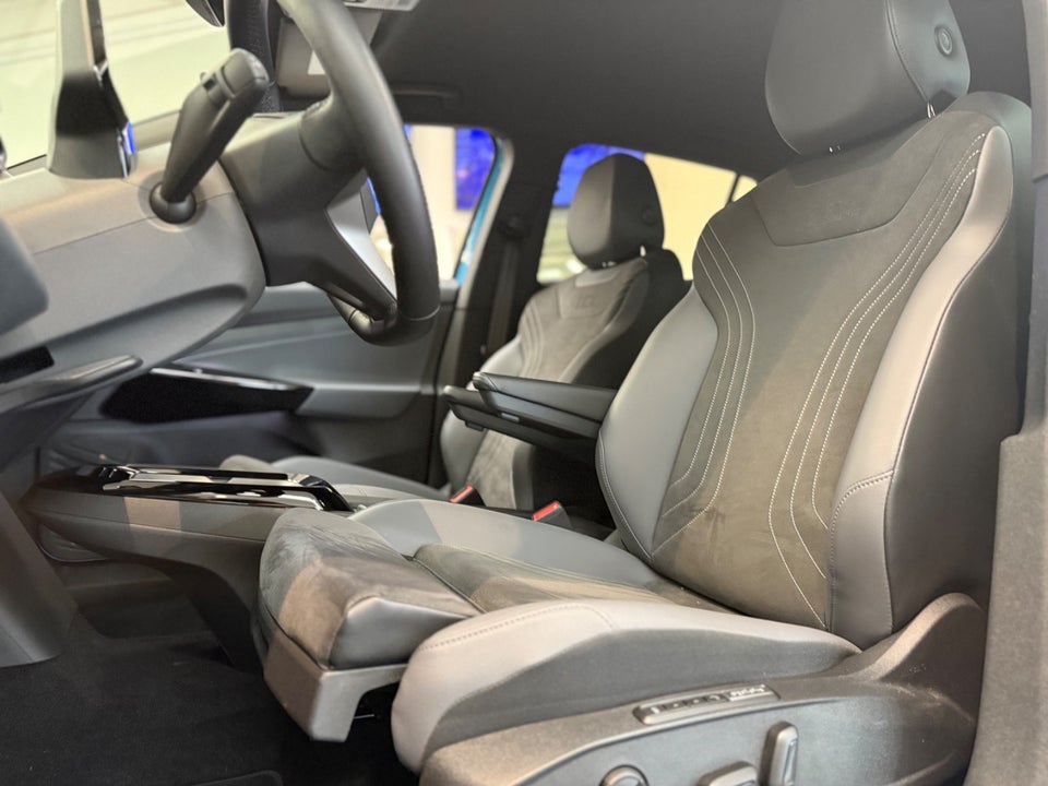 VW ID.4 77 Pro Style+ 5d