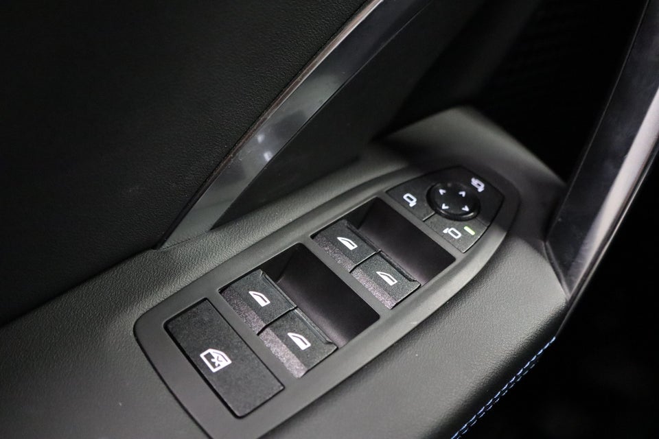 BMW iX1 xDrive30 M-Sport 5d