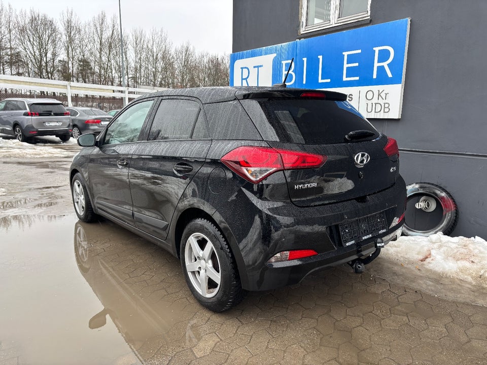 Hyundai i20 1,25 Vision+ 5d