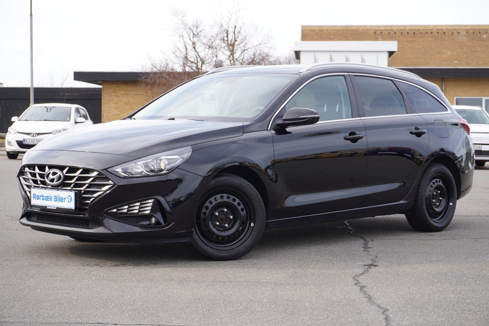 Hyundai i30 1,0 T-GDi Essential stc. DCT 5d