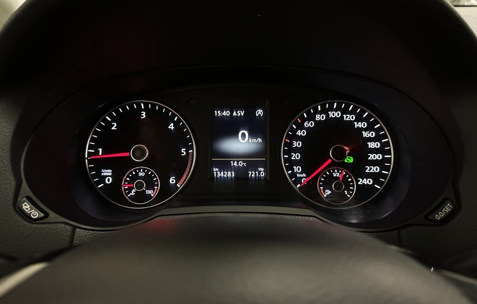 VW Sharan 2,0 TDi 150 Highline DSG 7prs 5d