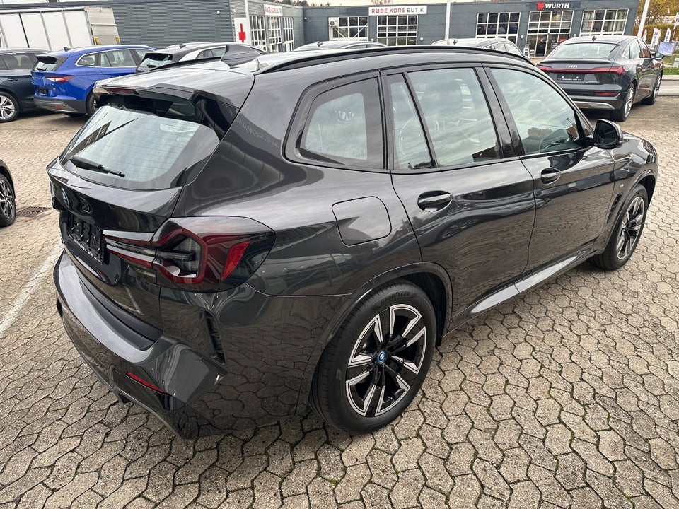 BMW iX3 Charged M-Sport 5d