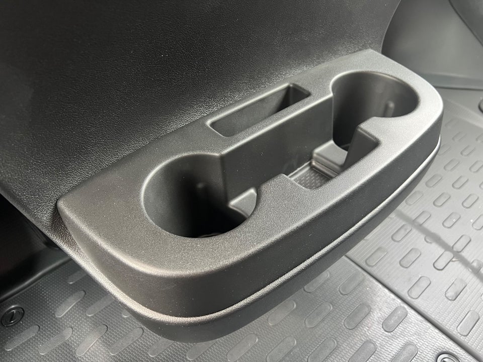 Peugeot Boxer 435 2,2 BlueHDi 165 L2H2 Premium