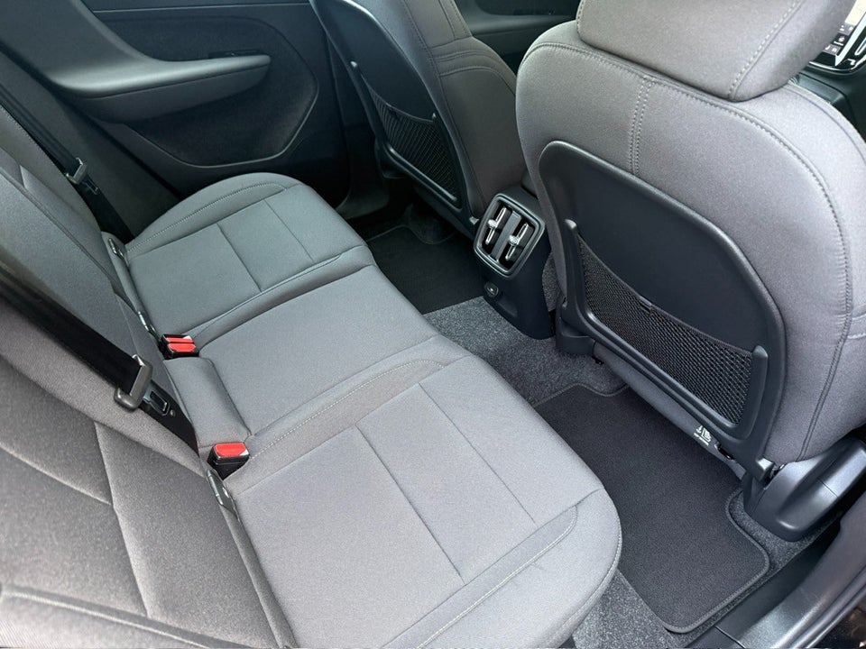 Volvo EX40 Extended Range Ultra Black Edition 5d