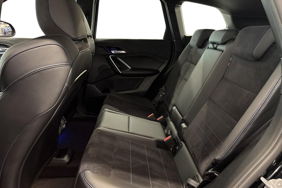 BMW iX1 eDrive20 M-Sport 5d