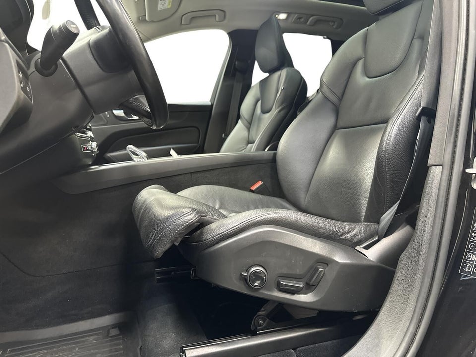 Volvo XC60 2,0 B5 250 Inscription aut. 5d