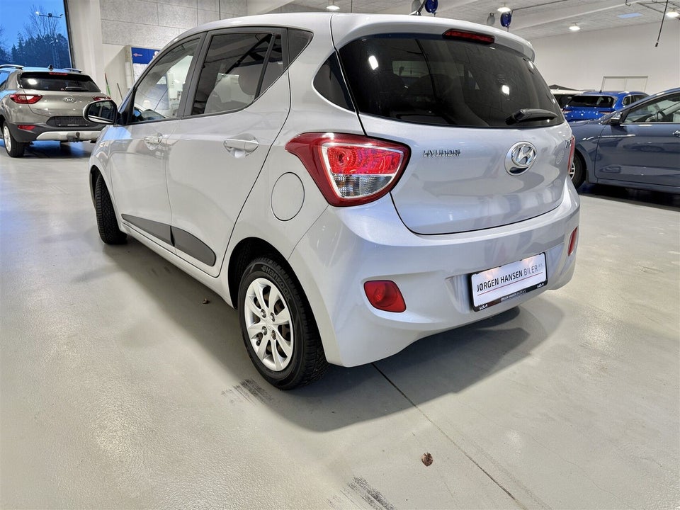 Hyundai i10 1,0 EM-Edition Eco 5d