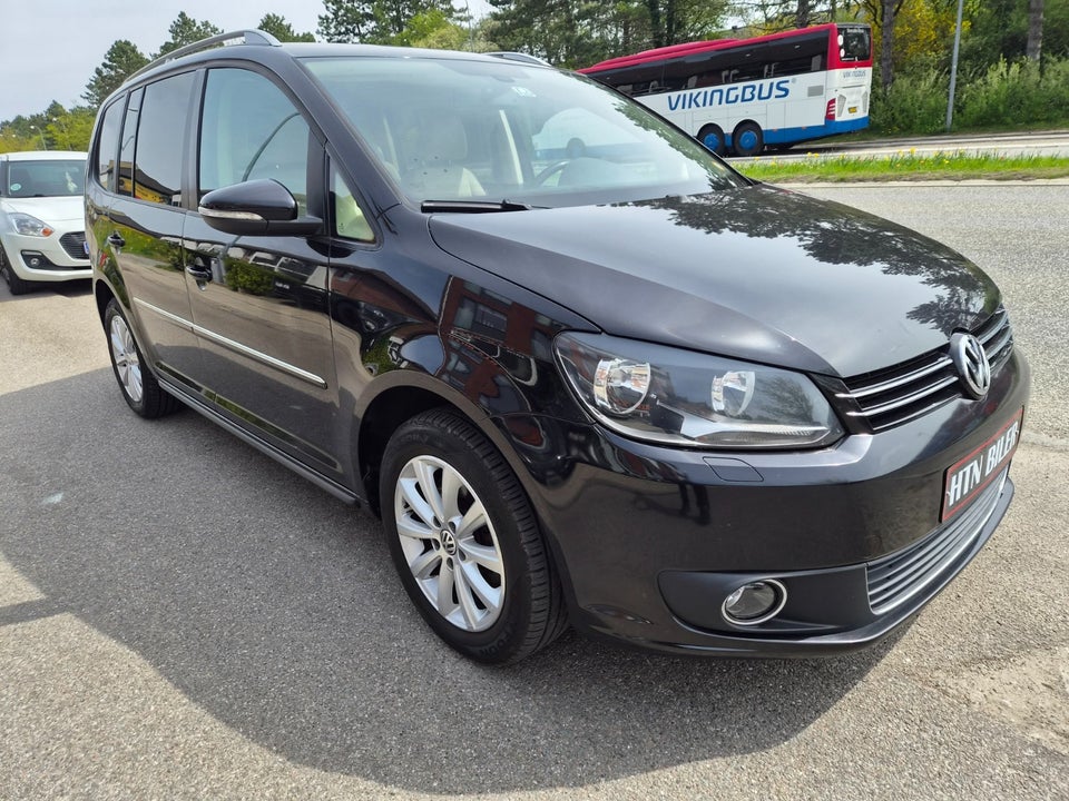 VW Touran 2,0 TDi 140 Comfortline DSG BMT 7prs 5d