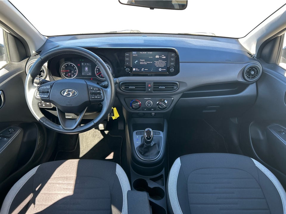 Hyundai i10 1,0 MPi Essential AMT 5d