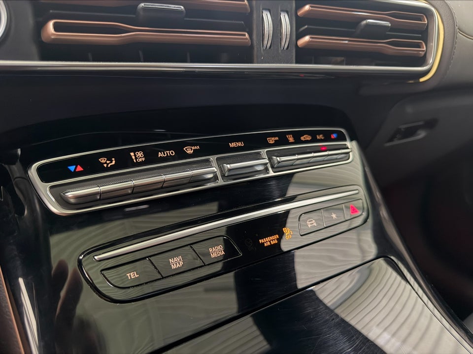 Mercedes EQC400 AMG Line 4Matic 5d
